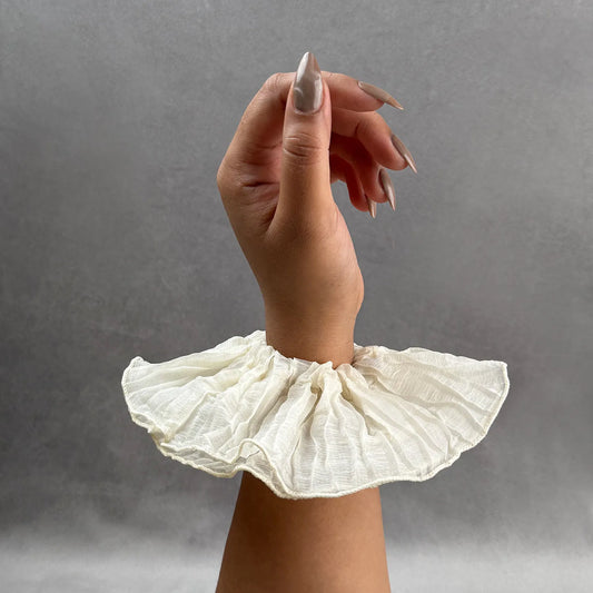 Jumbo Cotton Scrunchie – Ruffle Ponytail Holder for Everyday Use