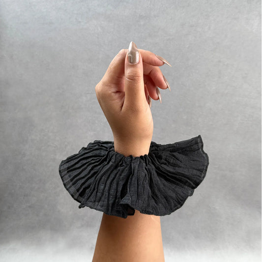 Jumbo Cotton Scrunchie – Ruffle Ponytail Holder for Everyday Use