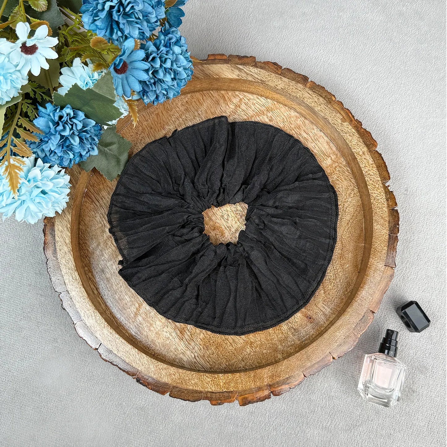 Jumbo Cotton Scrunchie – Ruffle Ponytail Holder for Everyday Use